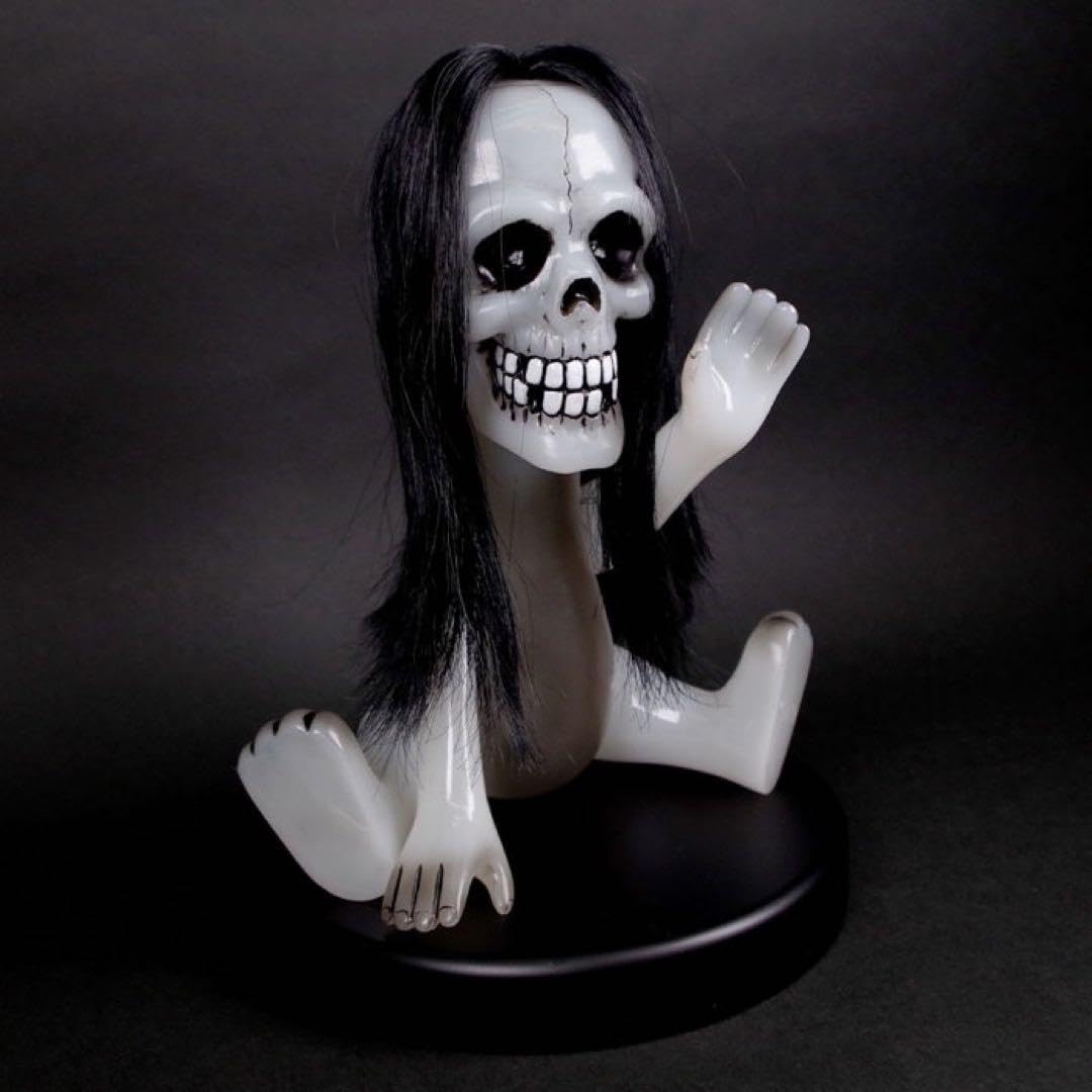 駄玩具堂 オバケイヌ ソフビ 駄玩具堂が贈るオリジナルソフビ「オバケイヌ」が墓場の画廊に